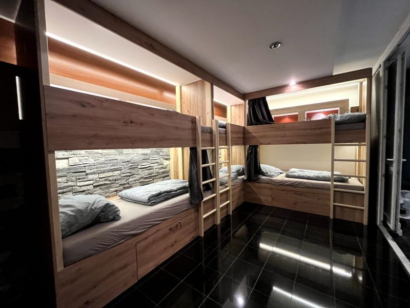 Sale Four+ bedroom apartment, Four+ bedroom apartment, Bratislava - St