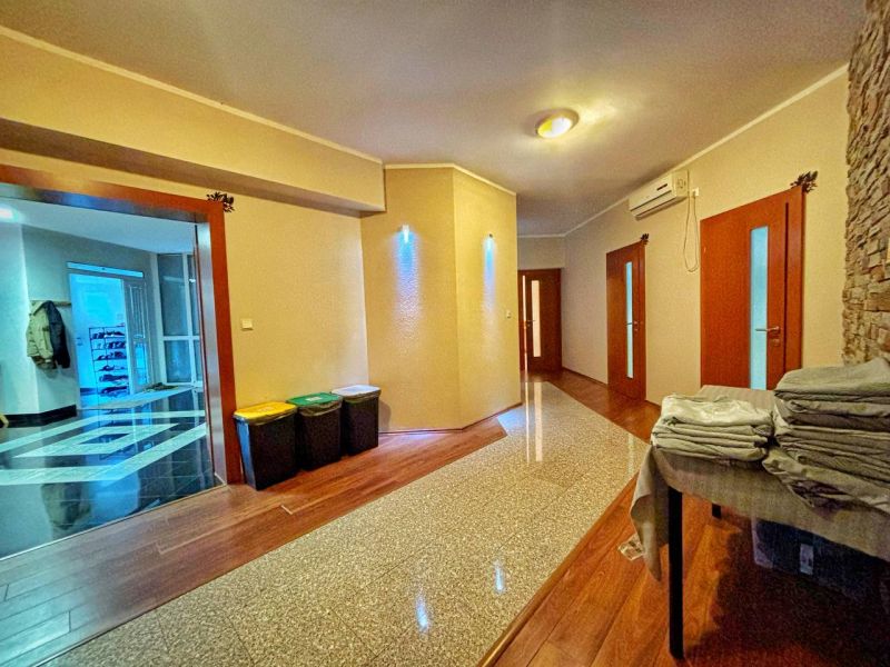 Sale Hotels and pensions, Hotels and pensions, Na Hrebienku, Bratislav
